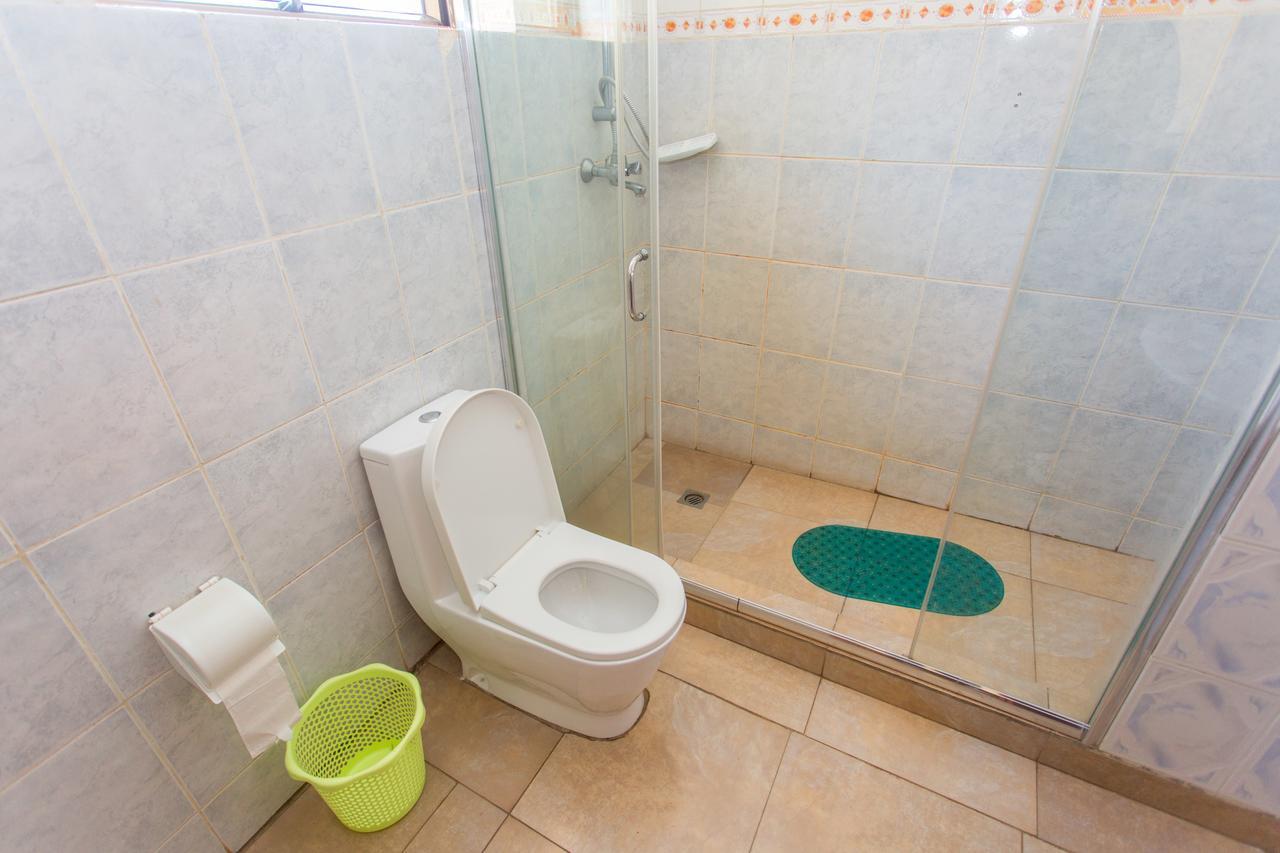 Auberge Saint Jean Leopold Кигали Екстериор снимка