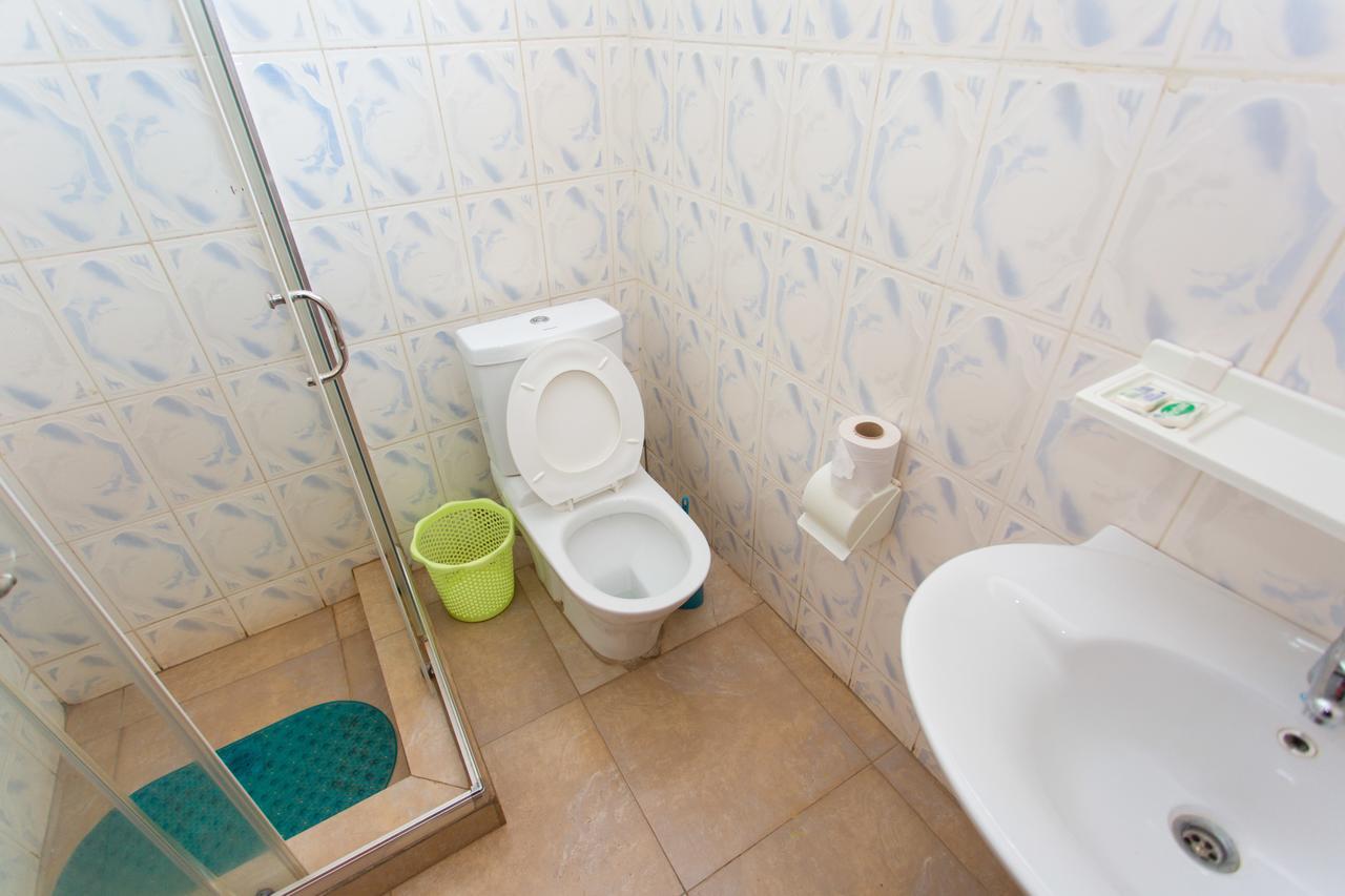 Auberge Saint Jean Leopold Кигали Екстериор снимка